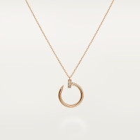 Колье Cartier  Juste un Clou pendant, diamonds B7224888