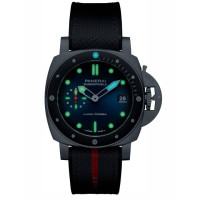 Panerai PAM01565 Submersible Luna Rossa