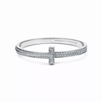 Браслет Tiffany & Co. 68127394 Tiffany T