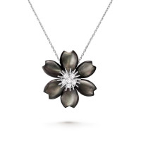 Колье Van Cleef & Arpels VCARD30400 Rose de Noël